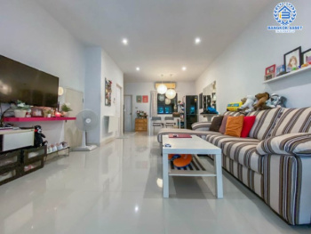 *****ทาวน์เฮ้าส์มือสองย่านนนทบุรี ม.โมดิวิลล่า ปิ่นเกล้า-วงแหวน บนเนื้อที่ 18.8 ตร.ว. ฟังก์ชัน 3 ห้องนอน 2 ห้องน้ำ 2 ที่จอดรถ ตกแต่งพร้อมอยู่ บ้านหันทิศตะวันตกเฉียงเหนือ เชื่อมต่อถ.กาญจนาภิเษก, ถ.บรมราชชนนี, ถ.ศาลายา ใกล้เซ็นทรัล ปิ่นเกล้า จองเลย!